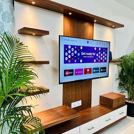 Truelife - 3Bhk Ac Apartments For Large Family - Best Location - Direct Flyover To Alipiri Gate - Walk To Ps4 Veg Restaurant - Modular Kitchen - Super Fast Wifi - Android Tv - 250 Jio Channels - Easy Access To All Temples - Top Service With Lots Of L Tirupati Exterior photo
