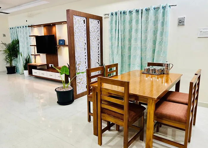 Truelife - 3Bhk Ac Apartments For Large Family - Best Location - Direct Flyover To Alipiri Gate - Walk To Ps4 Veg Restaurant - Modular Kitchen - Super Fast Wifi - Android Tv - 250 Jio Channels - Easy Access To All Temples - Top Service With Lots Of L